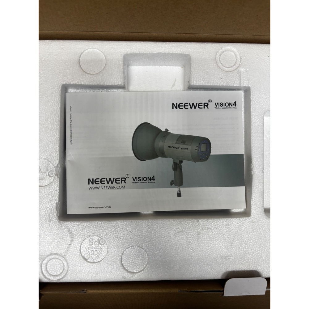 Neewer Vision4 Studio Flash Wireless Strobe VC-816TX Transmitter w/ battery - Picture 5 of 9
